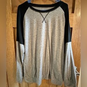 Ladies long sleeve top, gray and black